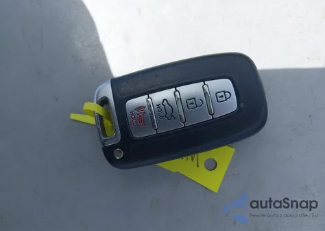 2016 Hyundai Genesis 3.8 Ultimate из США, поврежденный, VIN KMHHU6KJ4GU132290